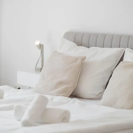 Fritz Am Bauhausmuseum * Dessau-Rosslau