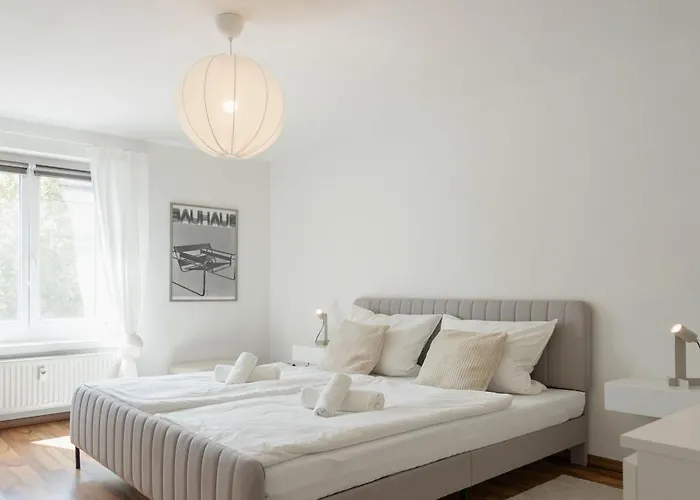 Fritz Am Bauhausmuseum Dessau-Rosslau